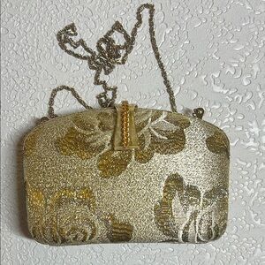 Gold Vintage-Inspired Floral Clutch